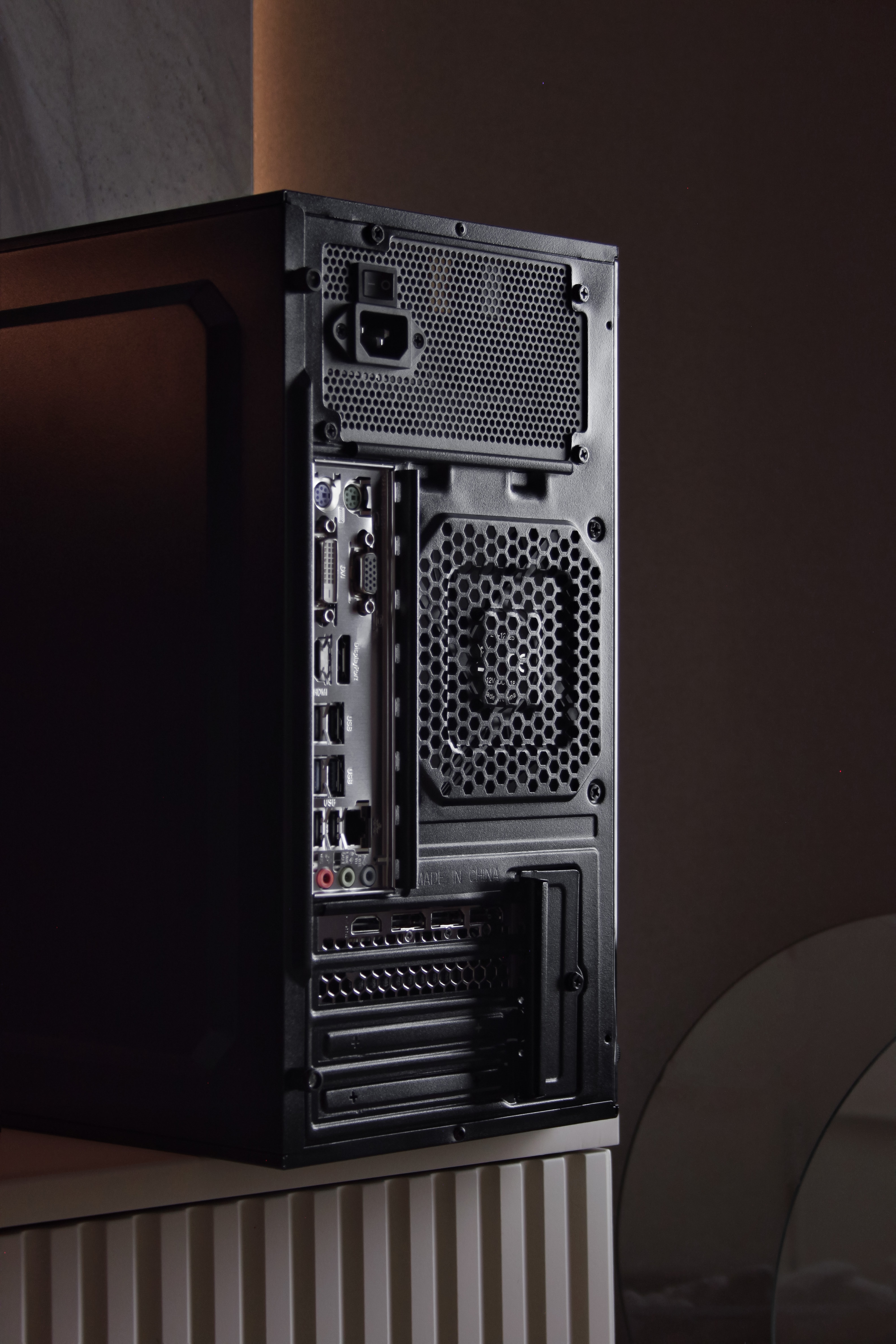 Компьютер СКАТ Base (Базовый) - ( 1 ) Intel Pentium Gold G7400, ID-Cooling SE-914-XT Basic V2, Gigabyte H610M S2H DDR4, DIMM DDR4 8 GB (PC4-25600, 320