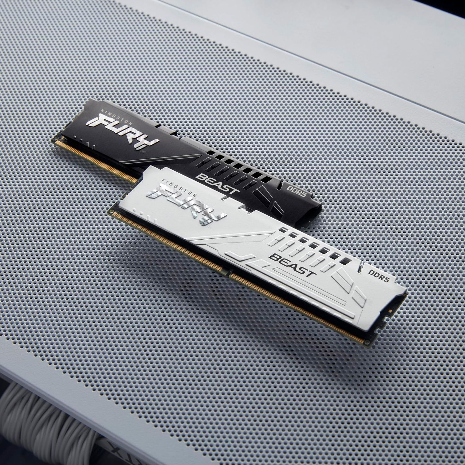 Память оперативная Kingston FURY Beast KF560C36BWEK2-64